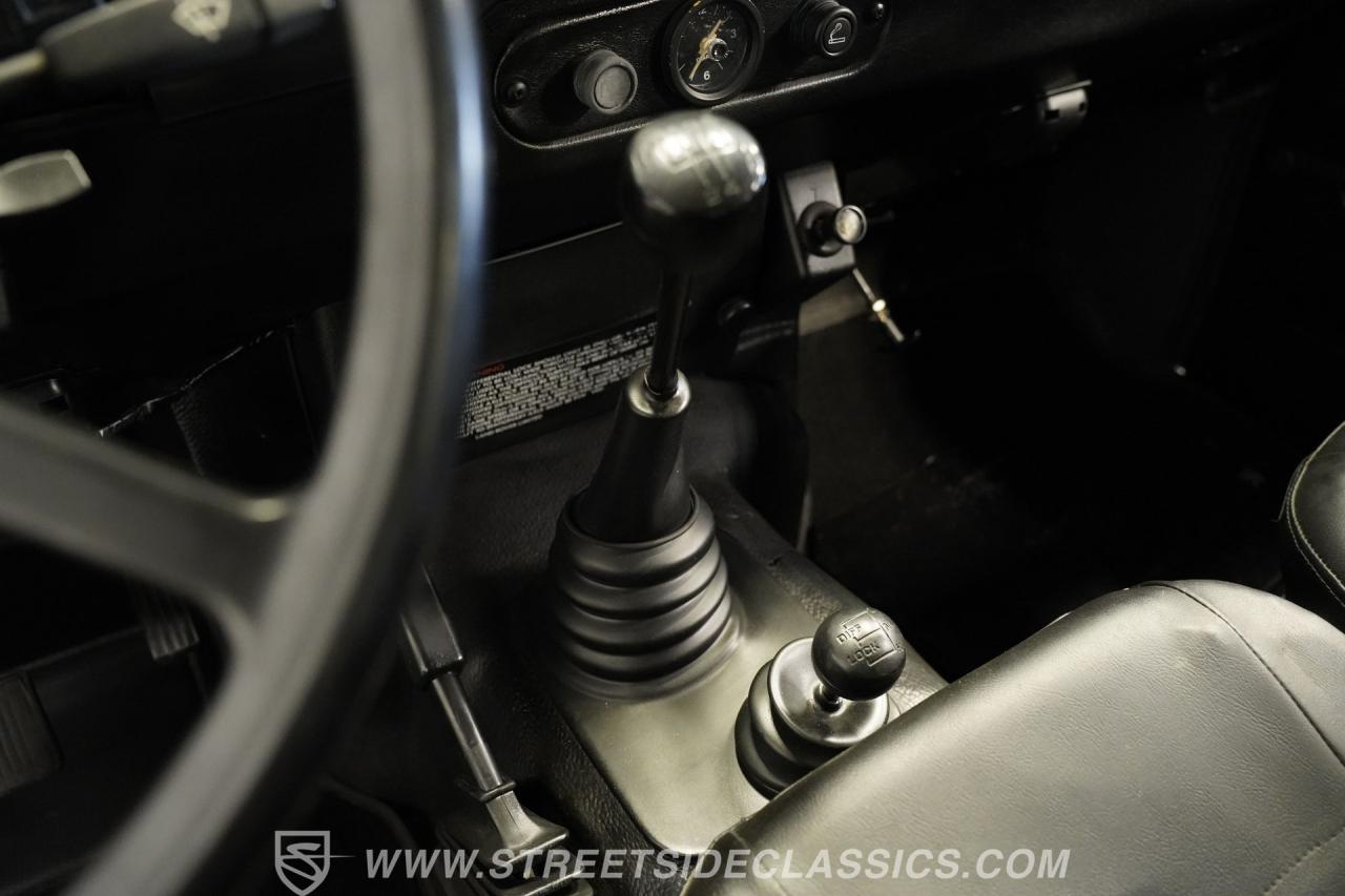 1987 Land Rover Defender  90