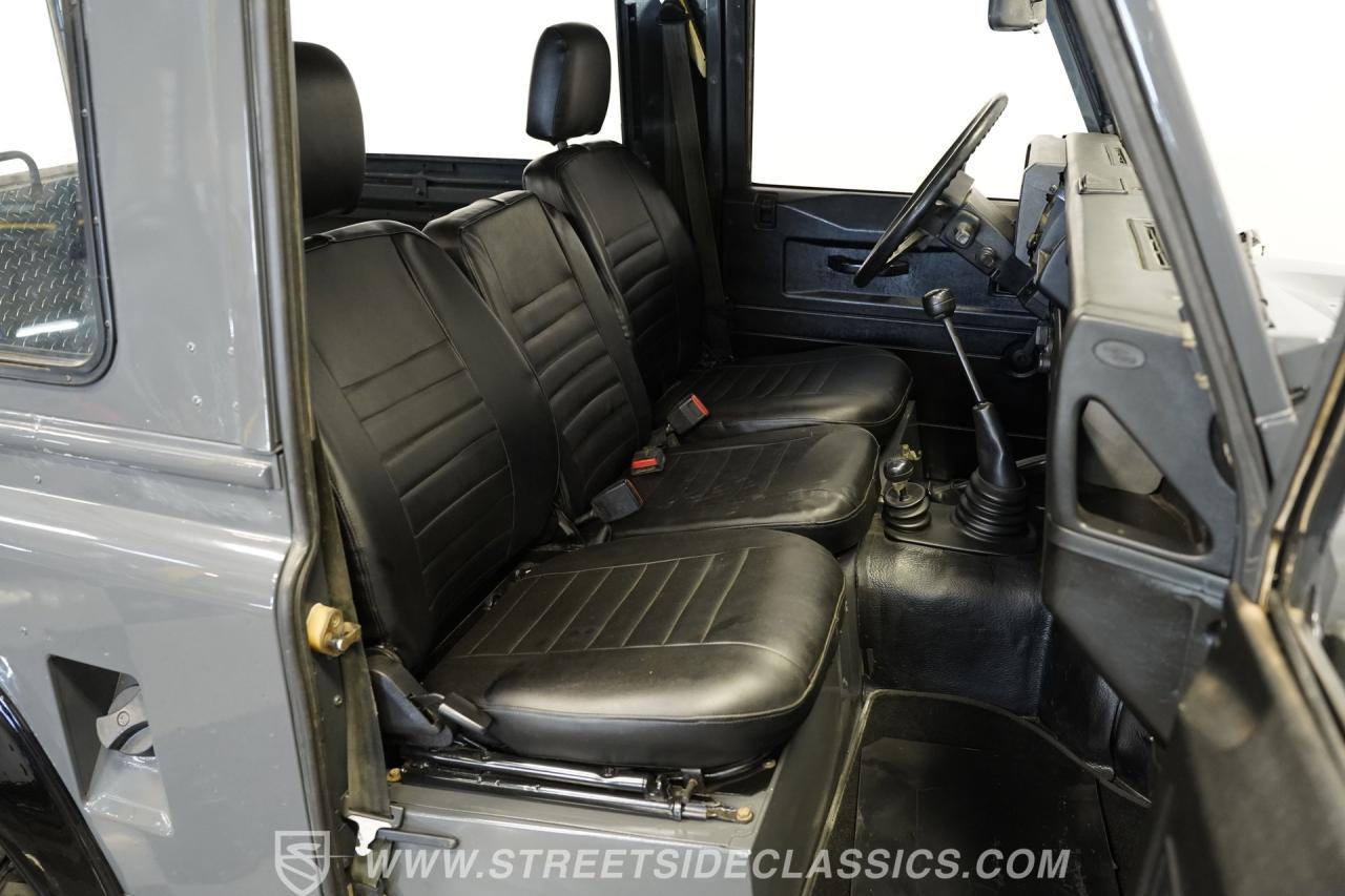 1987 Land Rover Defender  90