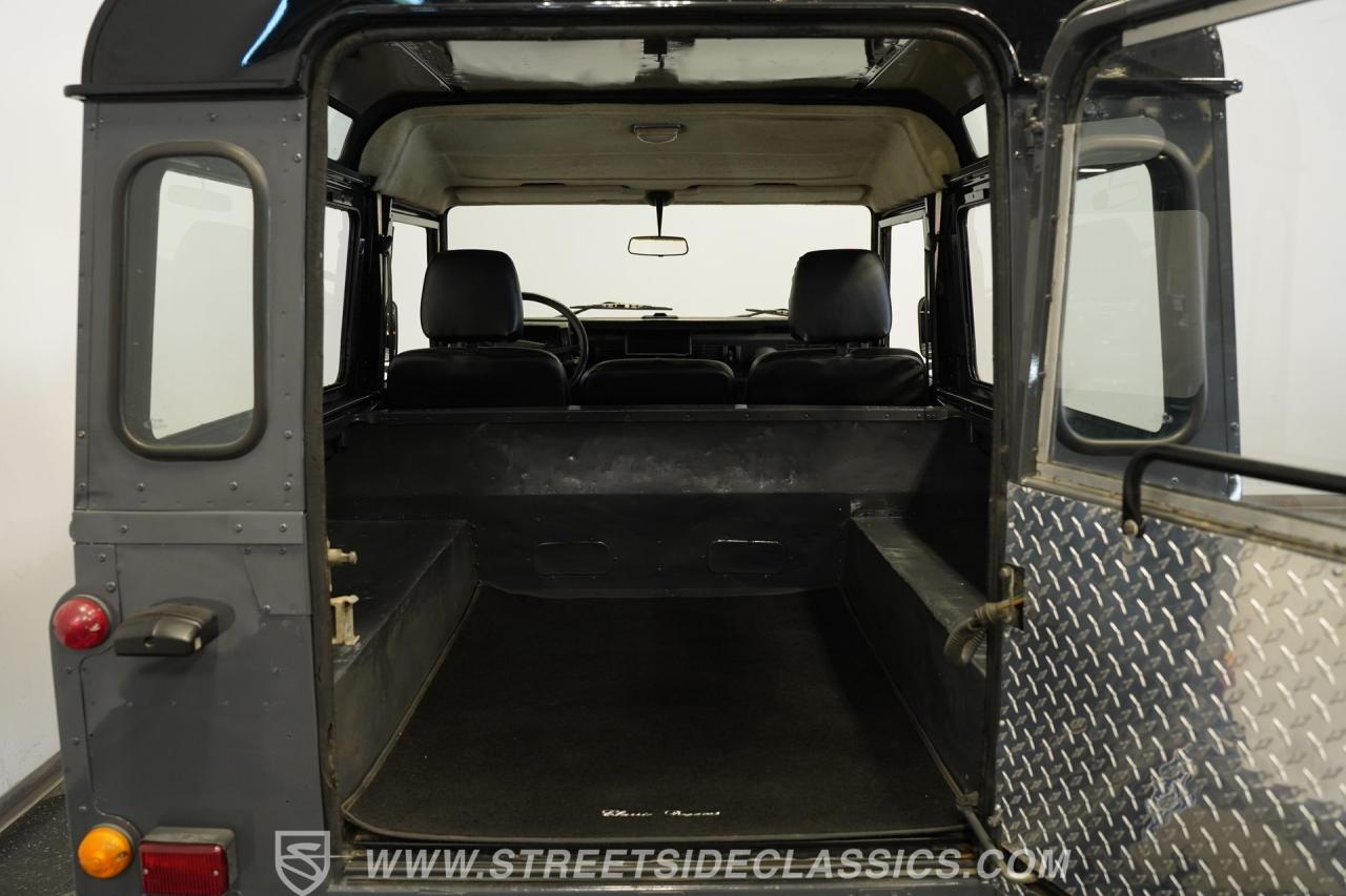 1987 Land Rover Defender  90