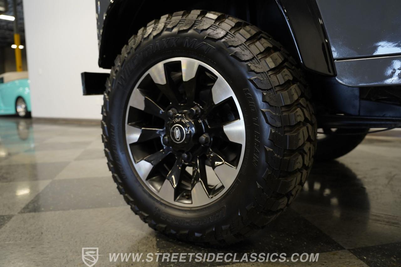 1987 Land Rover Defender  90