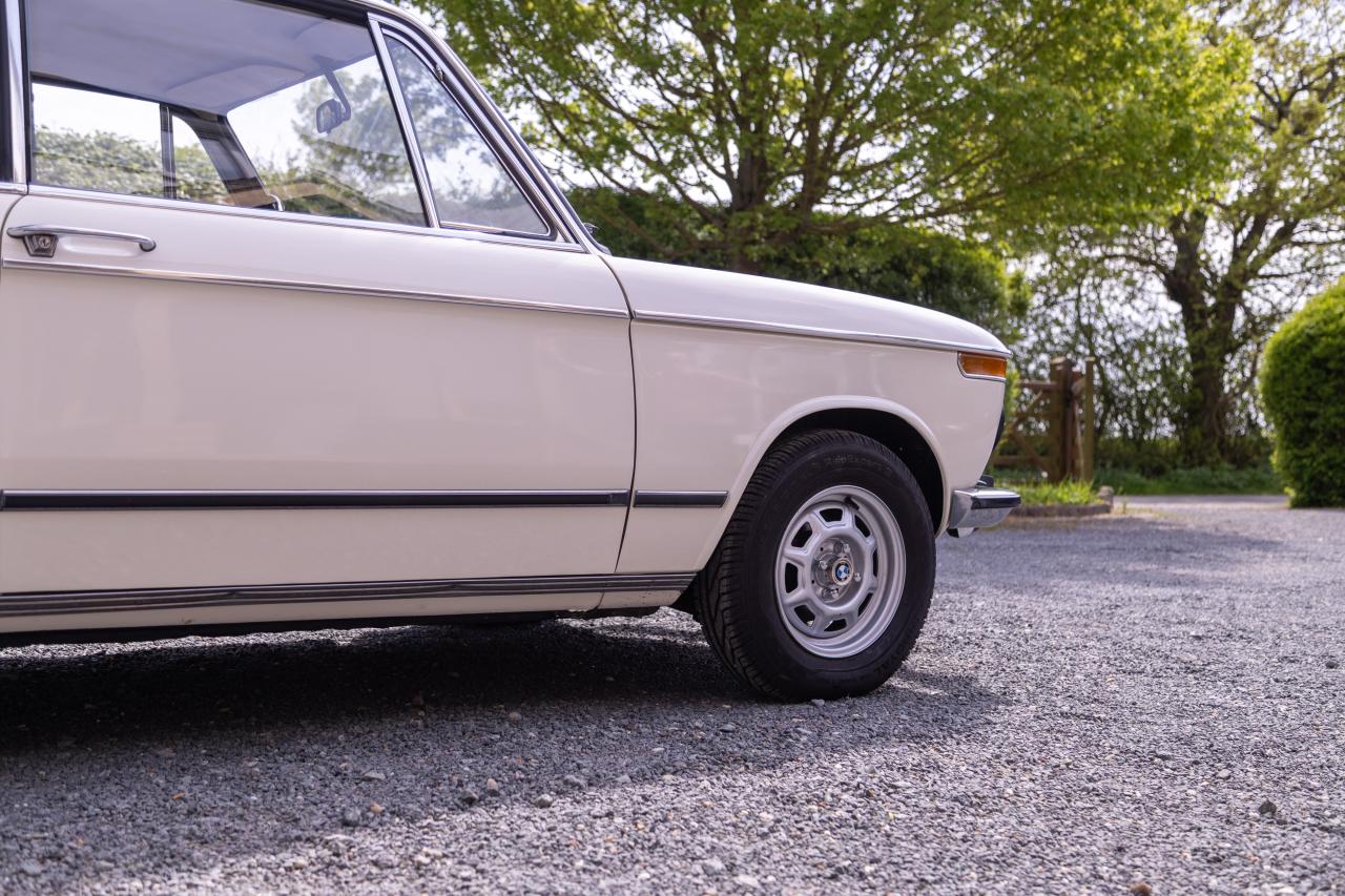 1975 BMW 1802