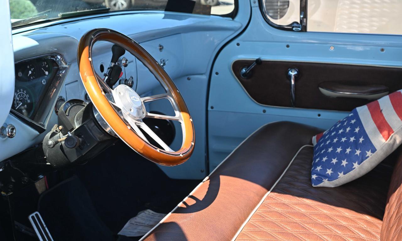 1958 Chevrolet Step-side Pick-up
