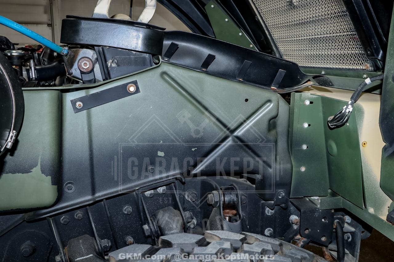 2009 AM General M1165A1