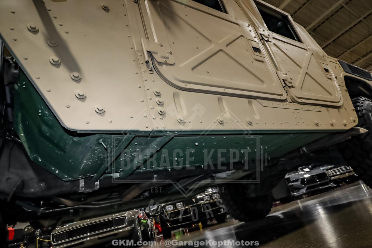 2009 AM General M1165A1