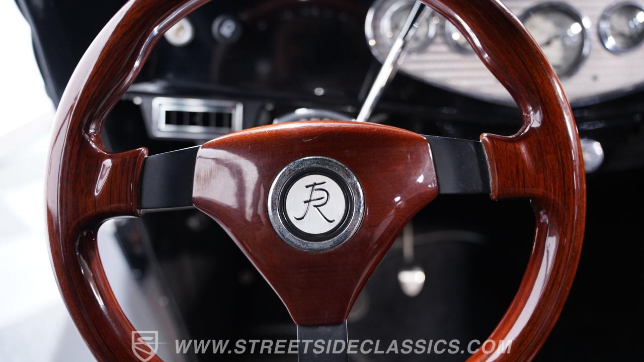 1933 Ford Victoria Restomod