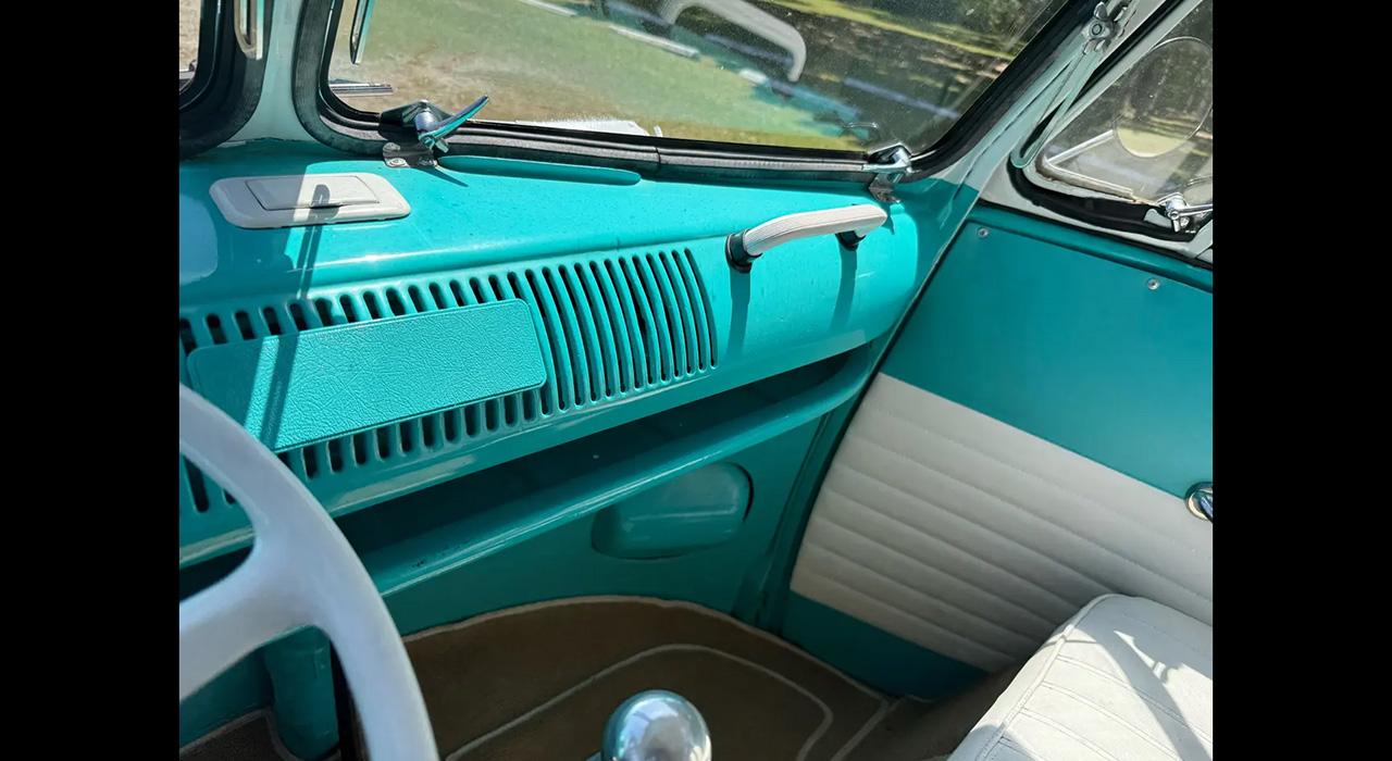 1973 Volkswagen 23 WINDOW