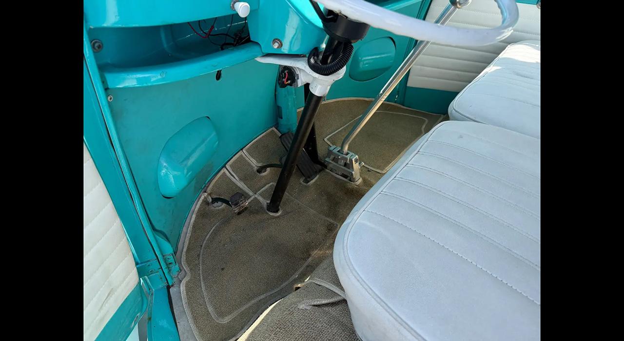 1973 Volkswagen 23 WINDOW