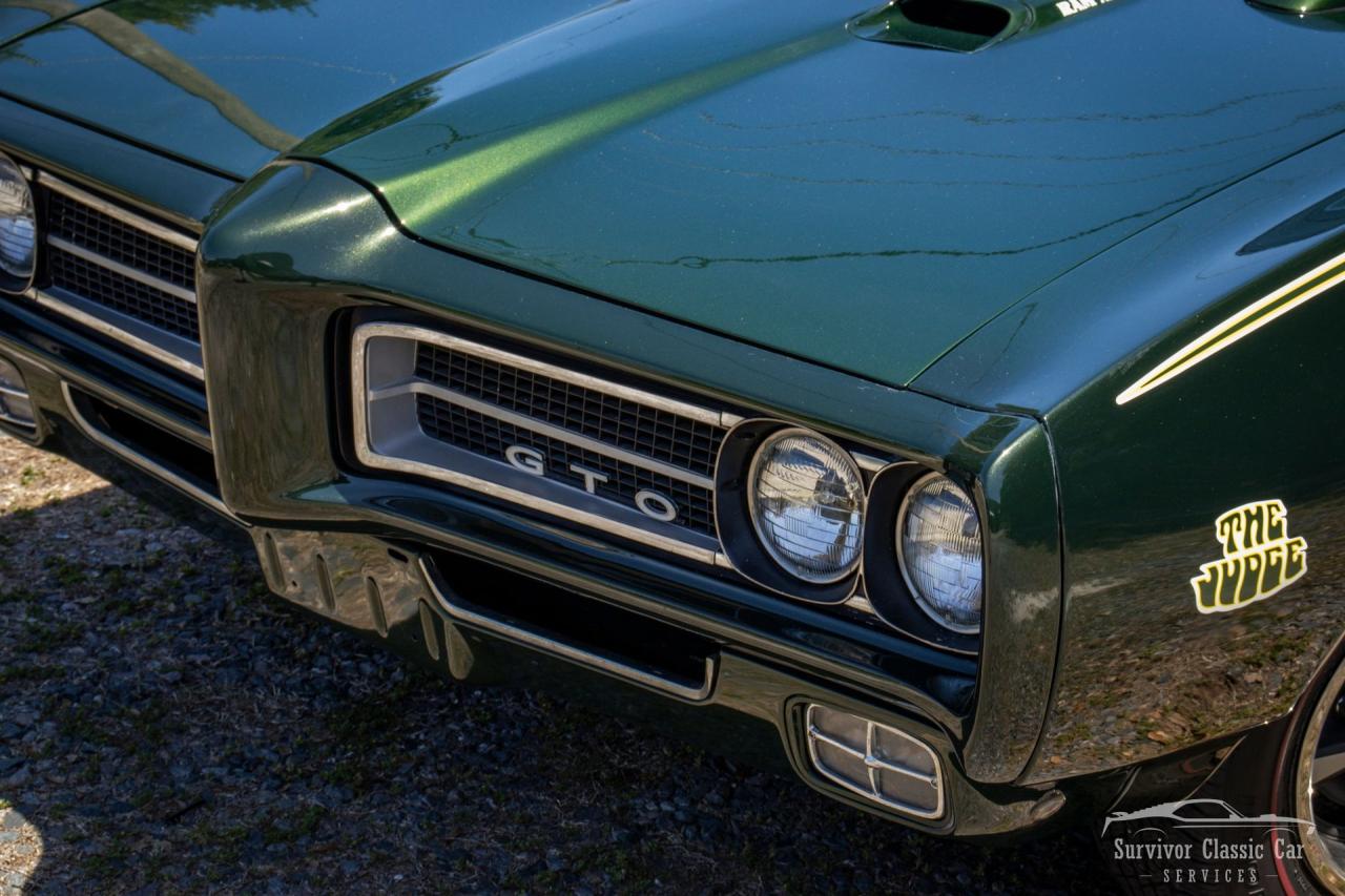 1969 Pontiac GTO Judge Ram Air III 2-Door Hardtop