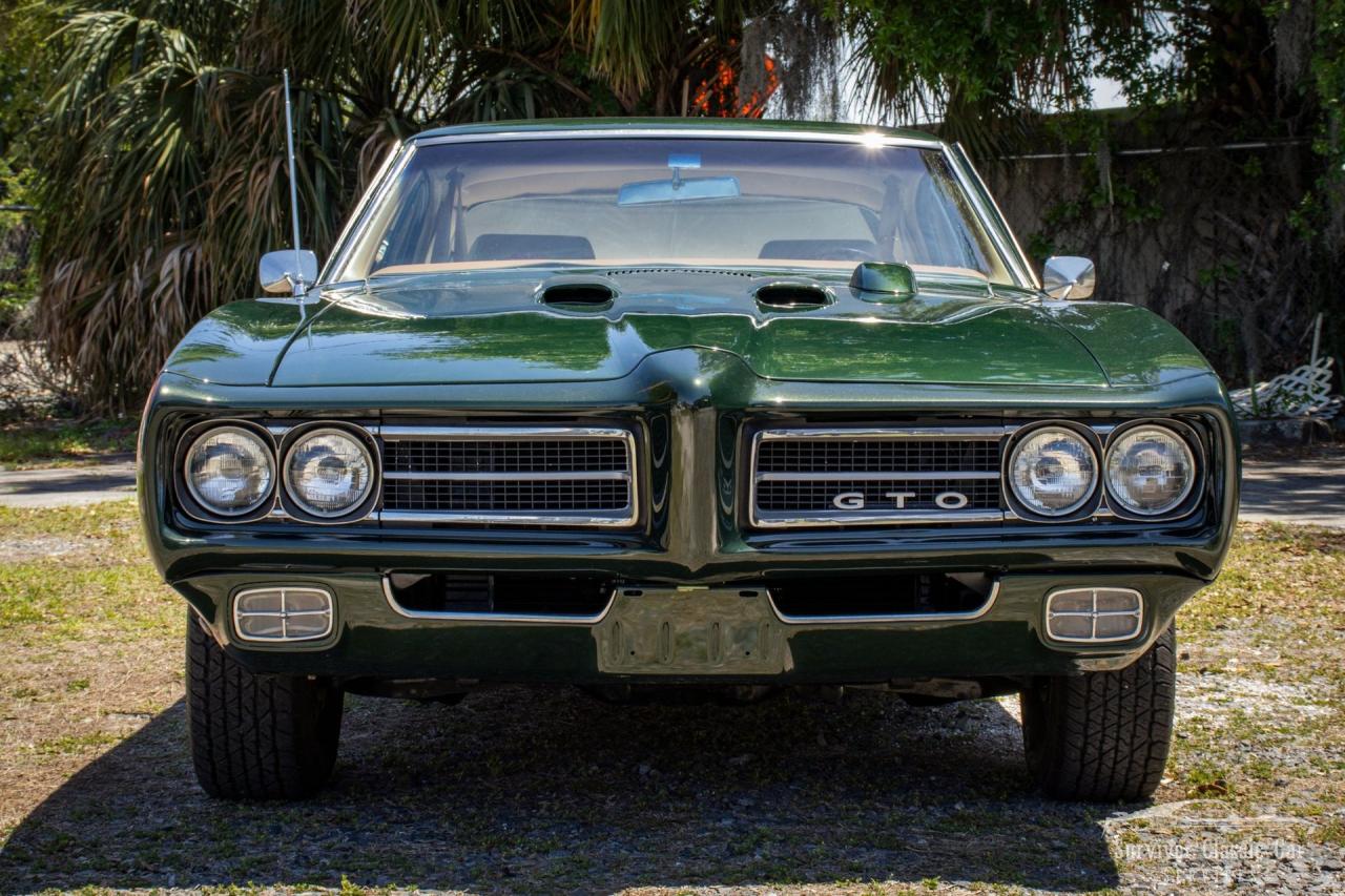 1969 Pontiac GTO Judge Ram Air III 2-Door Hardtop