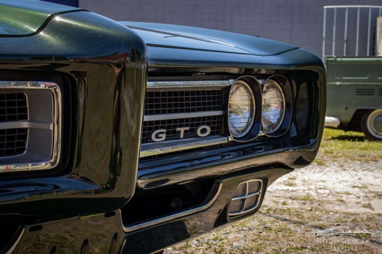 1969 Pontiac GTO Judge Ram Air III 2-Door Hardtop