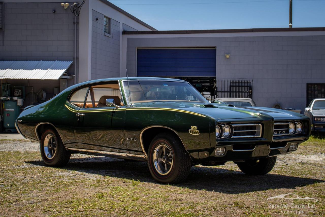 1969 Pontiac GTO Judge Ram Air III 2-Door Hardtop