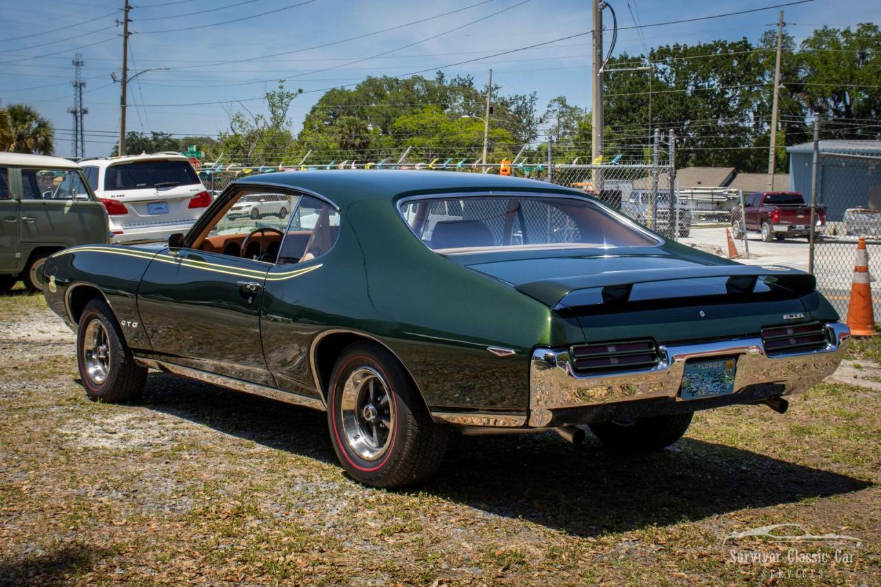 1969 Pontiac GTO Judge Ram Air III 2-Door Hardtop