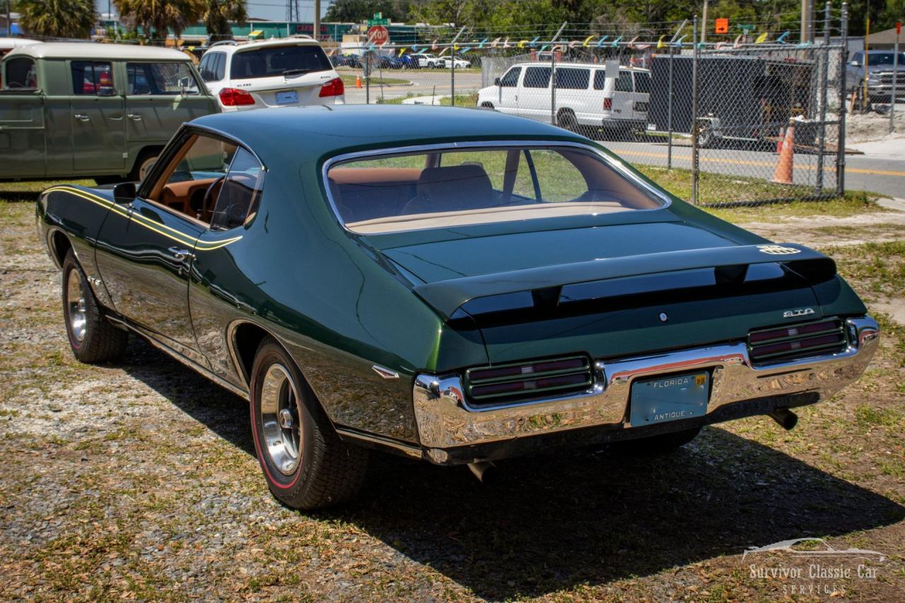 1969 Pontiac GTO Judge Ram Air III 2-Door Hardtop