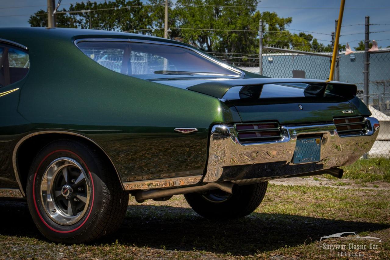 1969 Pontiac GTO Judge Ram Air III 2-Door Hardtop