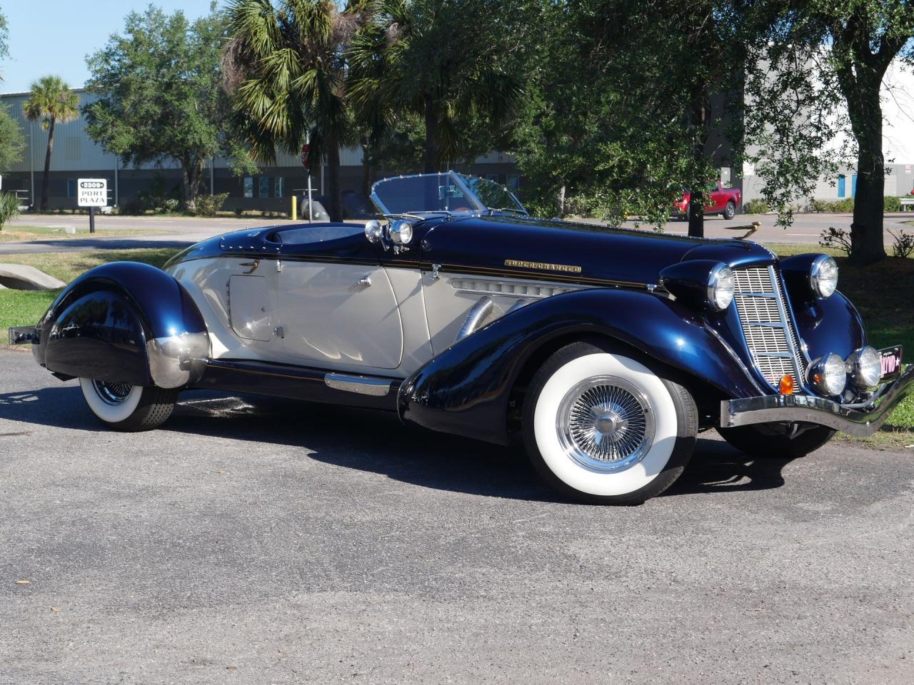 1936 Auburn Boattail Speedster Replica