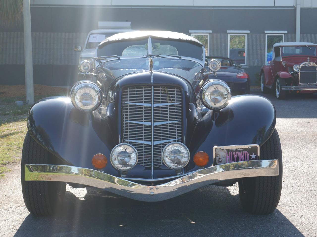 1936 Auburn Boattail Speedster Replica