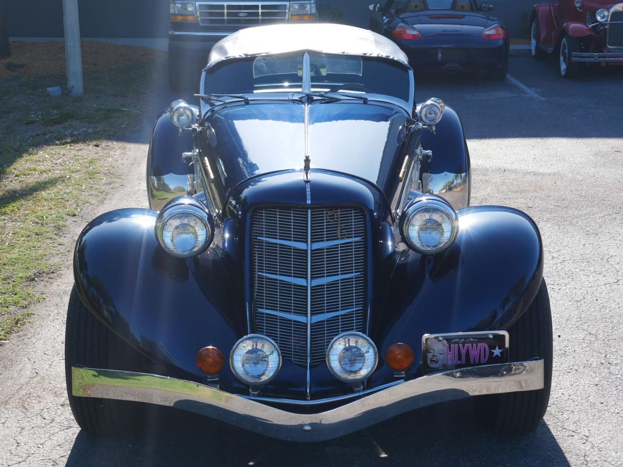1936 Auburn Boattail Speedster Replica