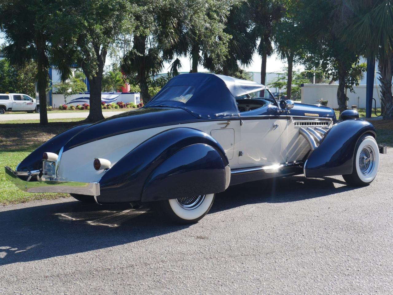 1936 Auburn Boattail Speedster Replica