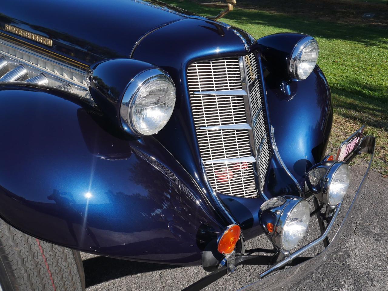 1936 Auburn Boattail Speedster Replica