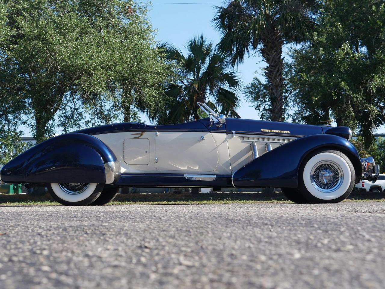 1936 Auburn Boattail Speedster Replica