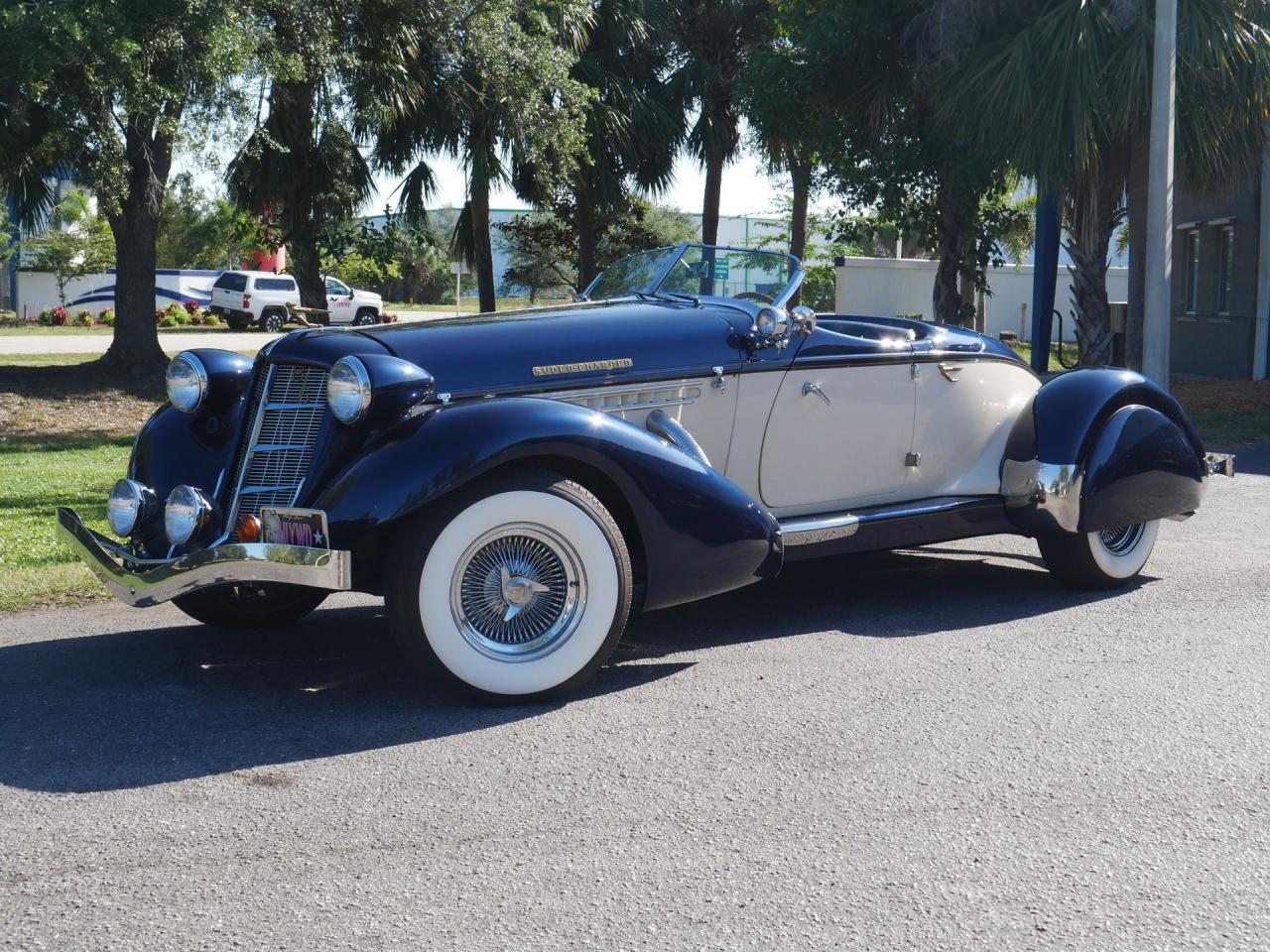 1936 Auburn Boattail Speedster Replica