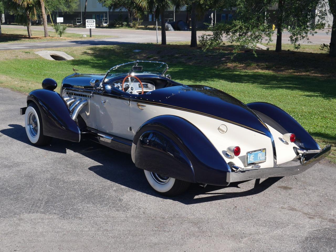 1936 Auburn Boattail Speedster Replica