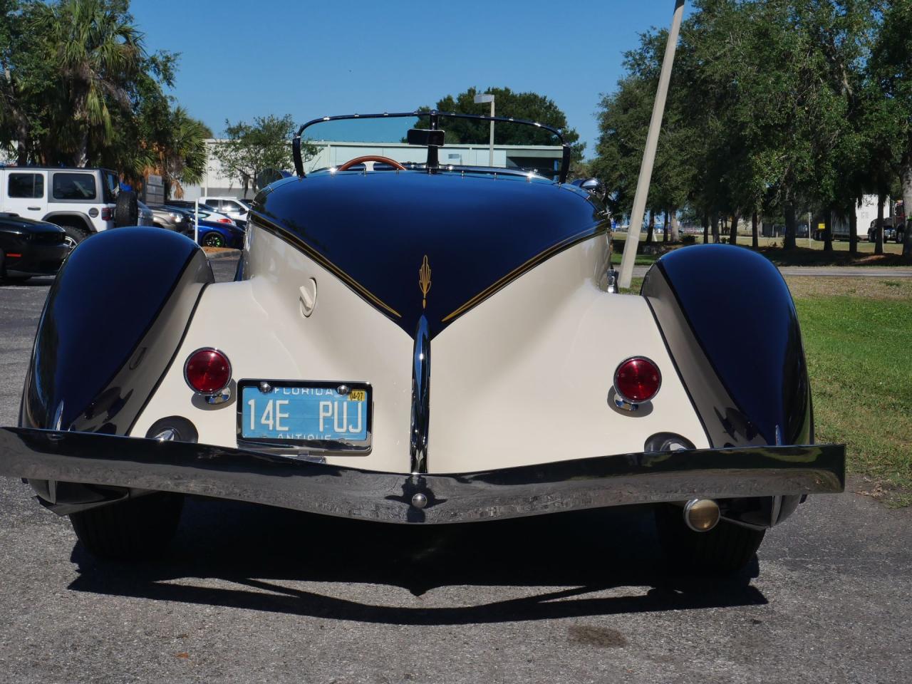 1936 Auburn Boattail Speedster Replica