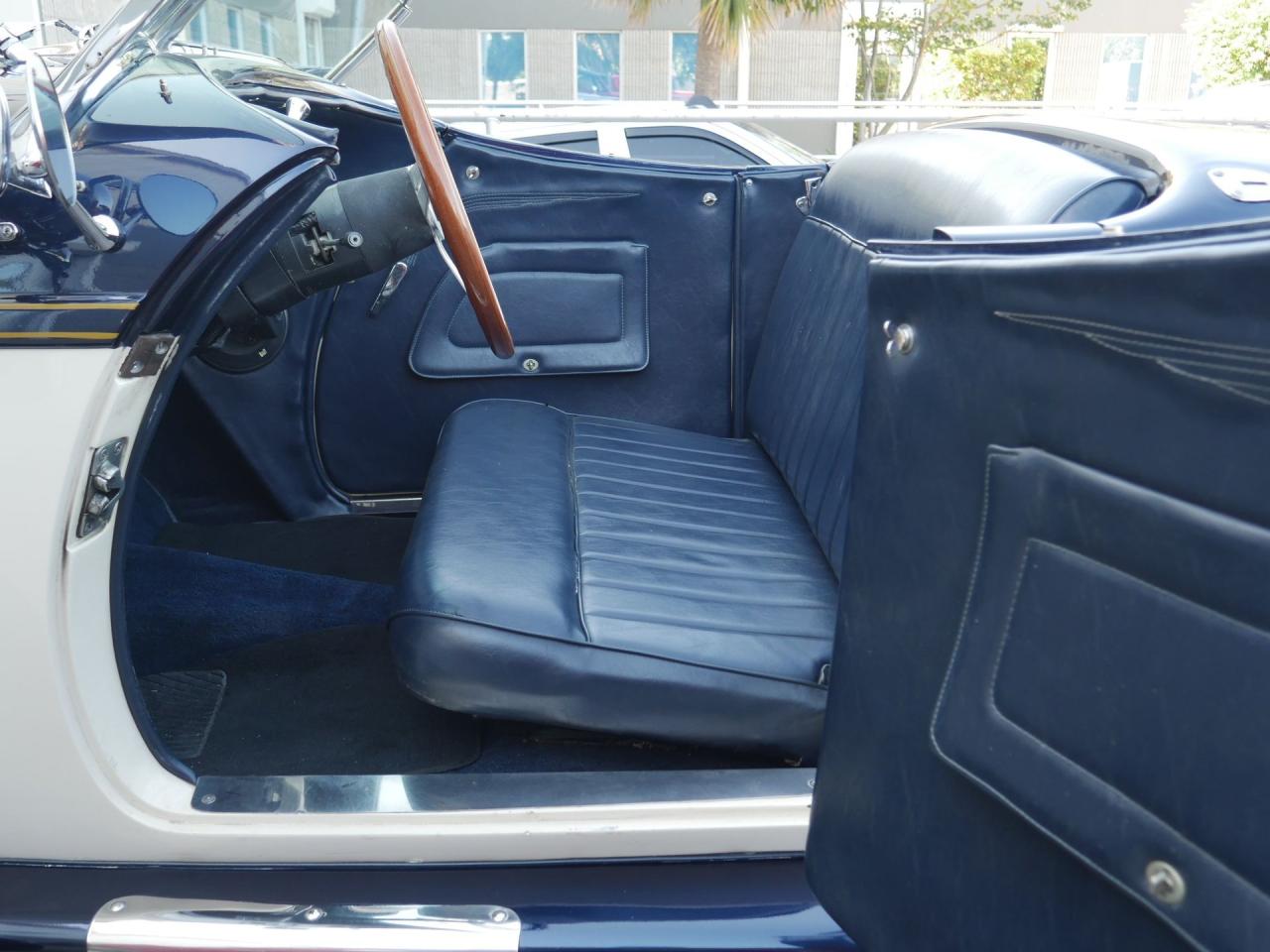 1936 Auburn Boattail Speedster Replica