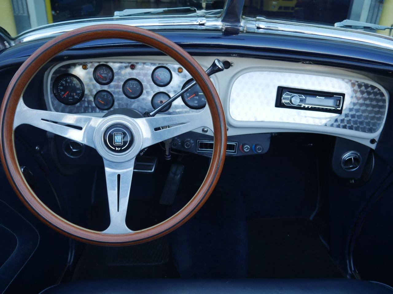 1936 Auburn Boattail Speedster Replica