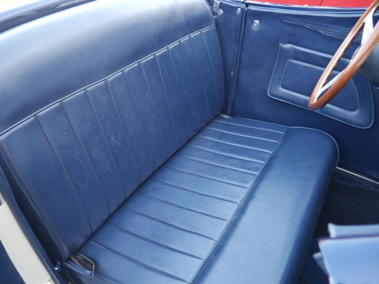 1936 Auburn Boattail Speedster Replica