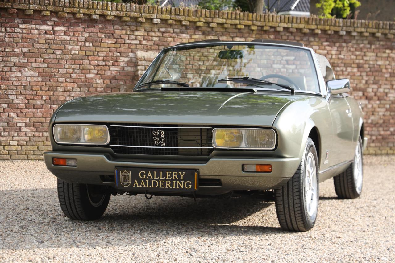 1981 Peugeot 504 Cabriolet &ldquo;Gris Fume m&eacute;tallis&eacute;&rdquo;