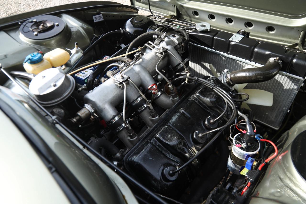 1981 Peugeot 504 Cabriolet &ldquo;Gris Fume m&eacute;tallis&eacute;&rdquo;