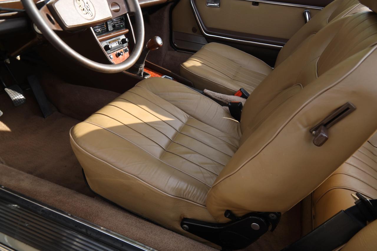 1981 Peugeot 504 Cabriolet &ldquo;Gris Fume m&eacute;tallis&eacute;&rdquo;