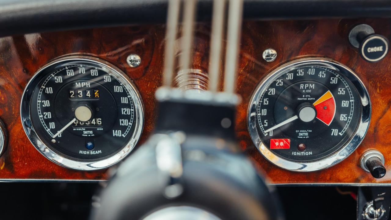 1965 Austin - Healey 3000 Mk III BJ8