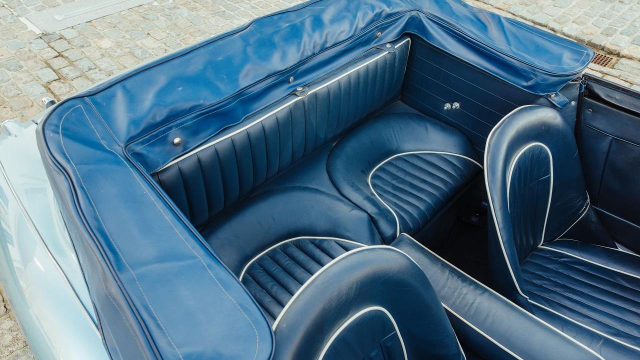 1965 Austin - Healey 3000 Mk III BJ8