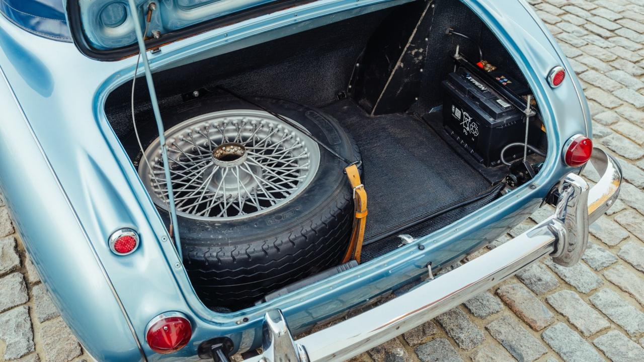 1965 Austin - Healey 3000 Mk III BJ8