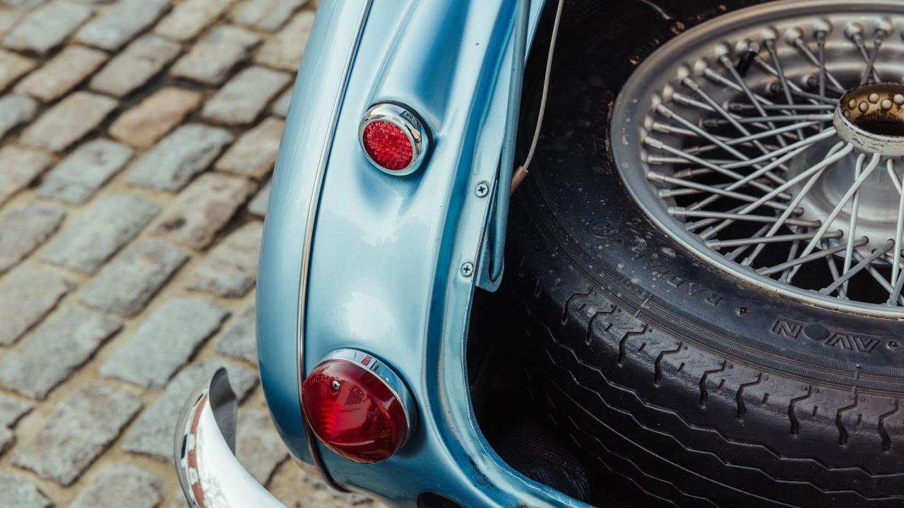 1965 Austin - Healey 3000 Mk III BJ8