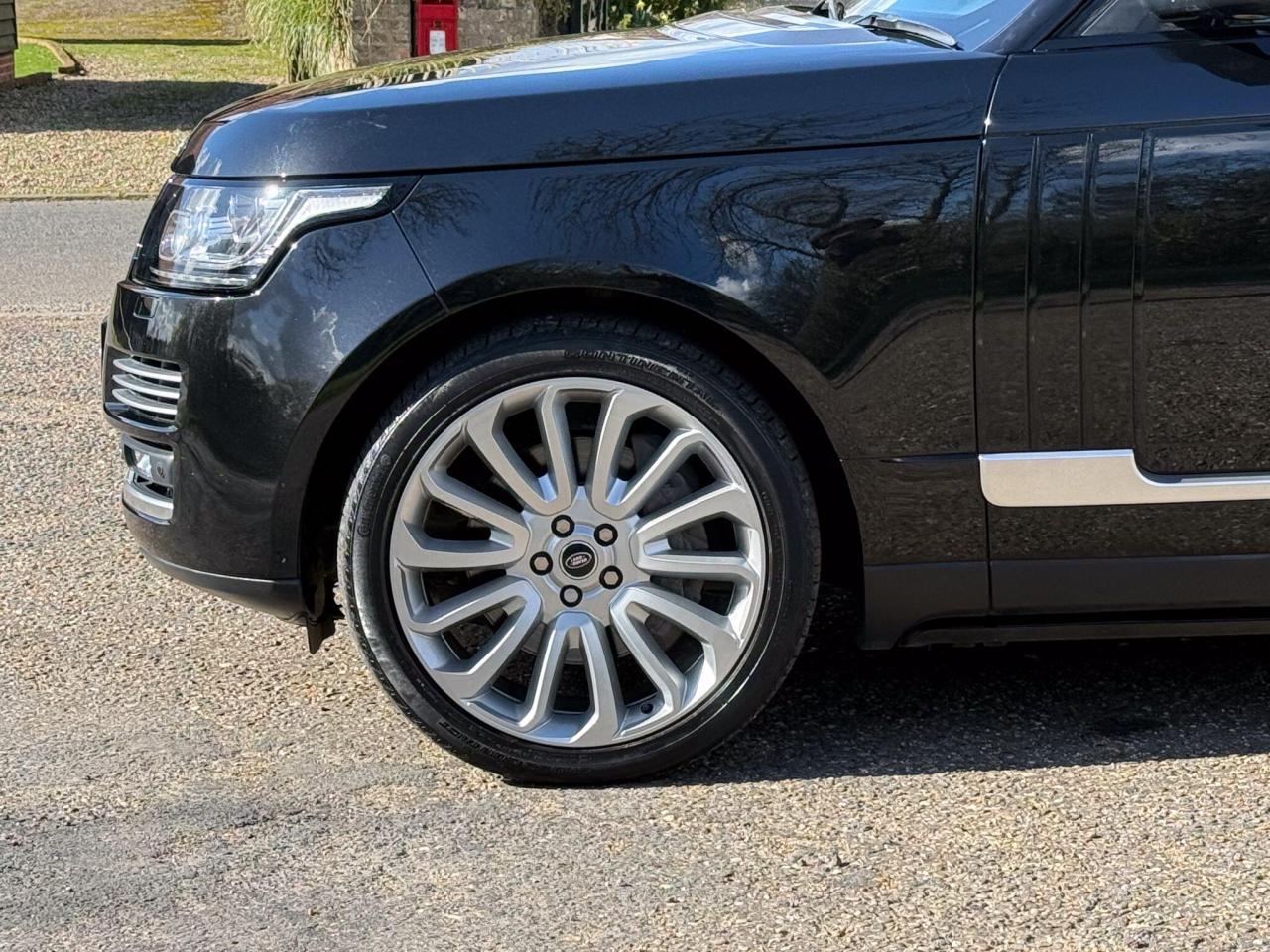 2013 Land Rover 4.4 SD V8 Autobiography SUV 5dr Diesel Auto 4WD Euro 5 (339 ps)