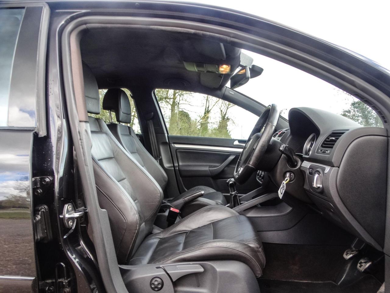 2006 Volkswagen 3.2 V6 R32 4Motion 5dr