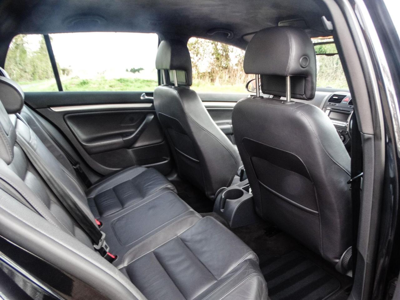 2006 Volkswagen 3.2 V6 R32 4Motion 5dr