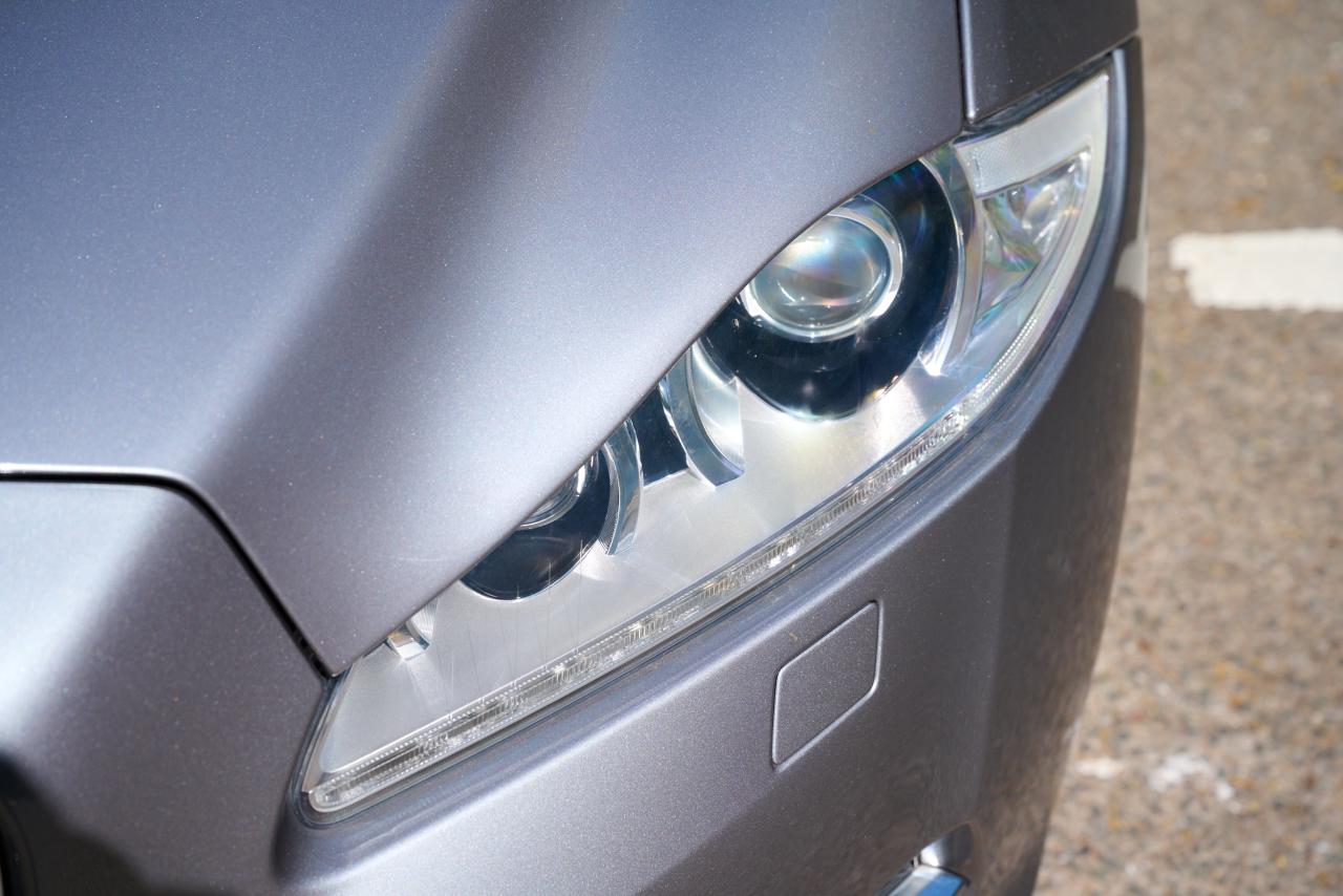 2012 Jaguar XJ Premium Luxury V8