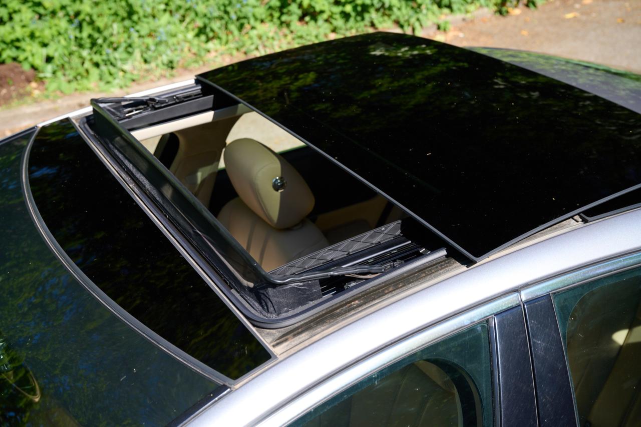 2012 Jaguar XJ Premium Luxury V8