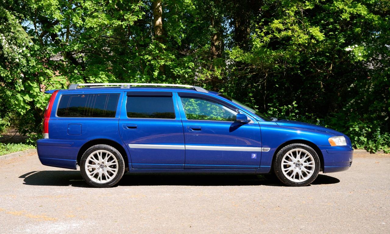 2006 Volvo V70 SE Sport Ocean Race Auto