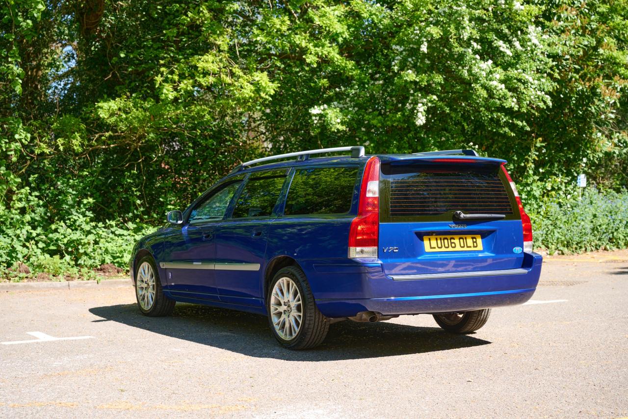 2006 Volvo V70 SE Sport Ocean Race Auto