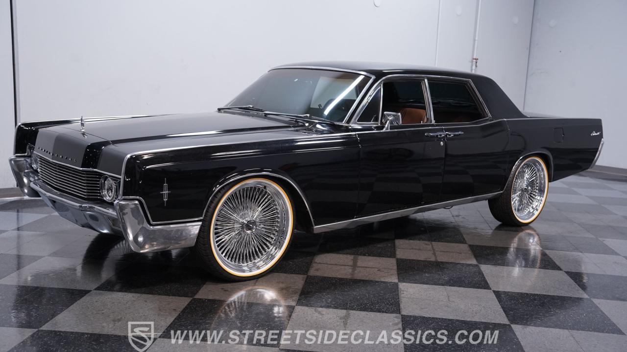 1966 Lincoln Continental 6.1 Hemi Restomod