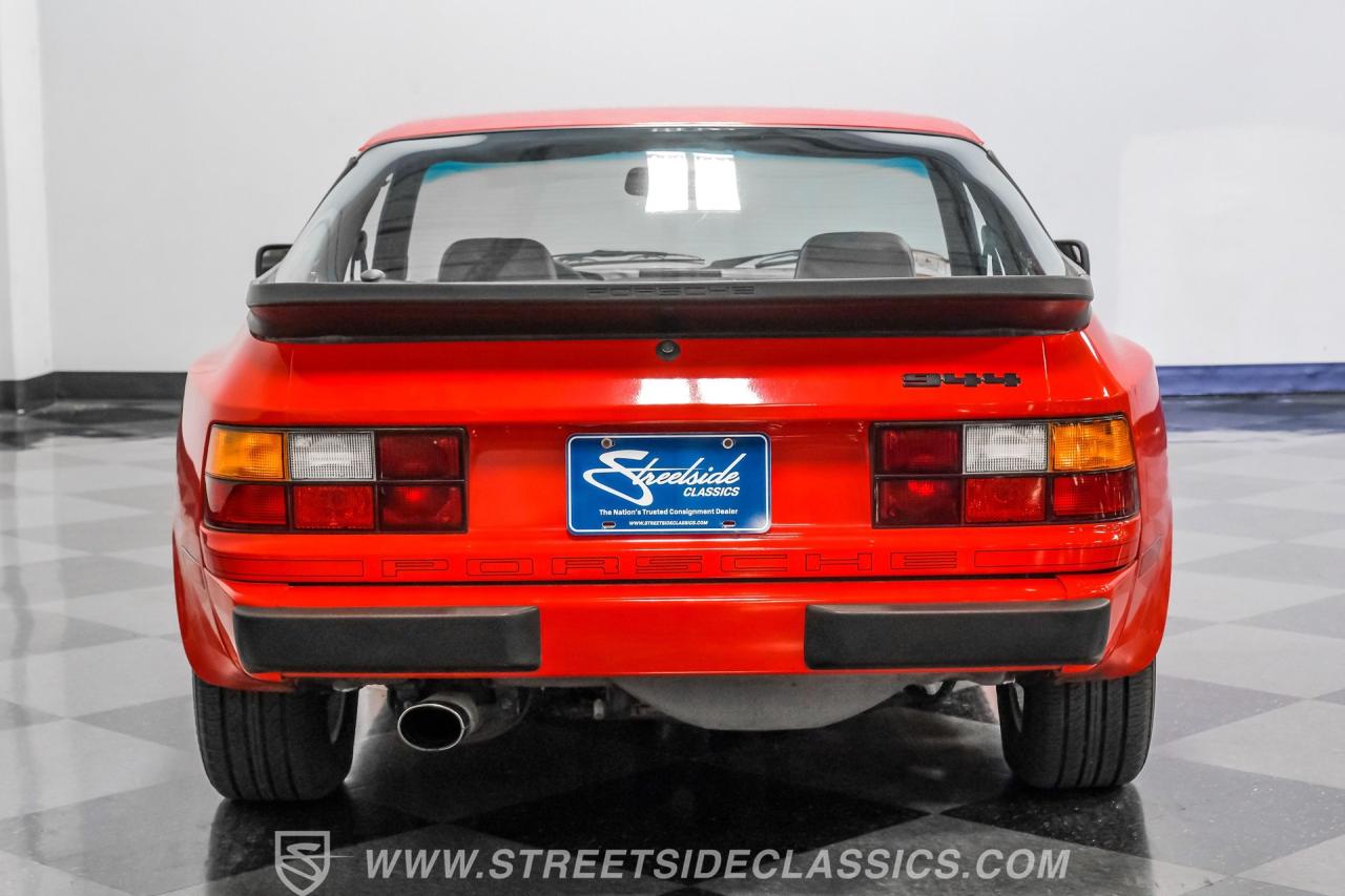 1984 Porsche 944
