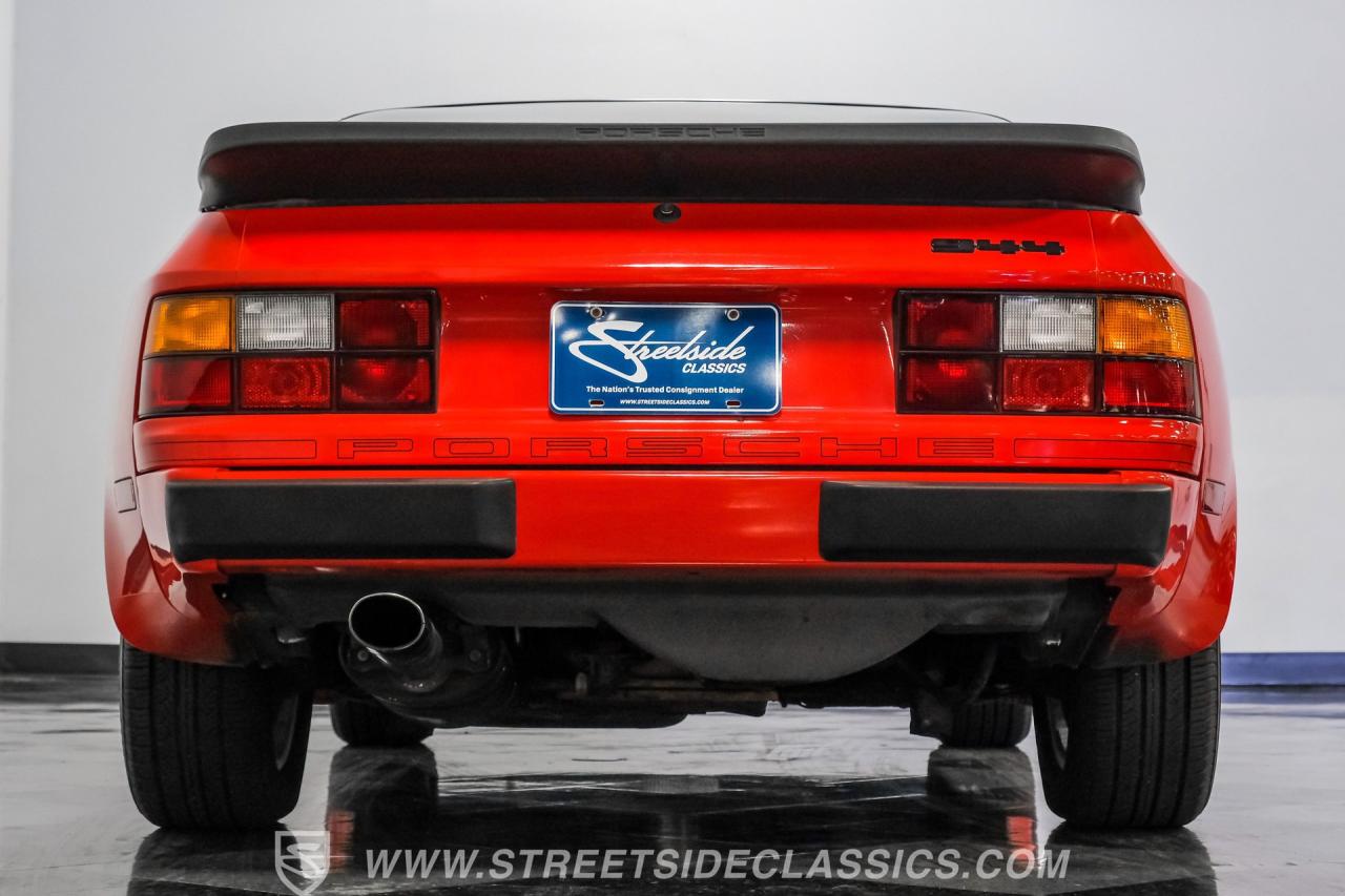 1984 Porsche 944
