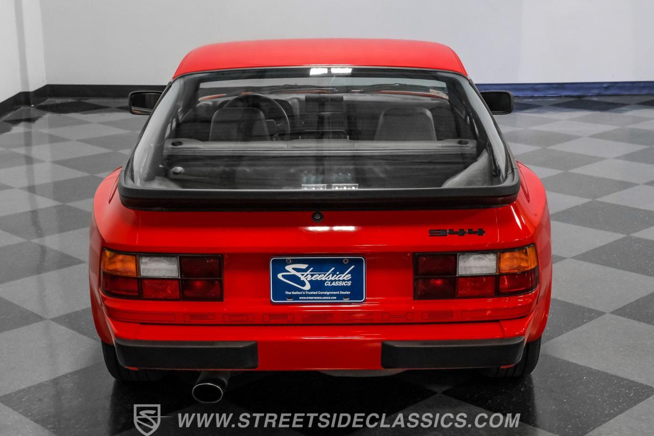 1984 Porsche 944
