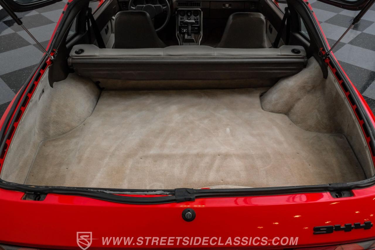 1984 Porsche 944