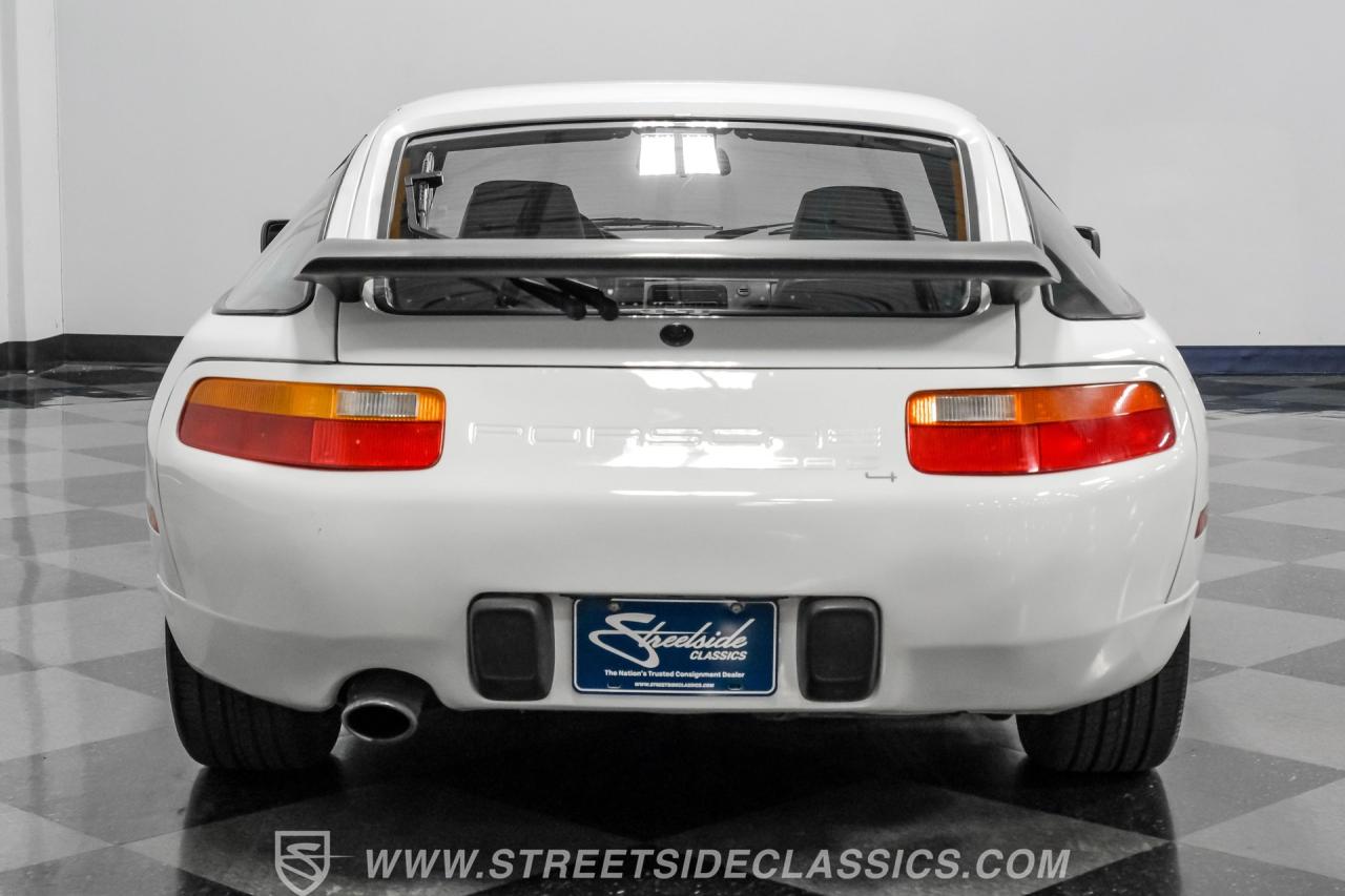 1987 Porsche 928 S4